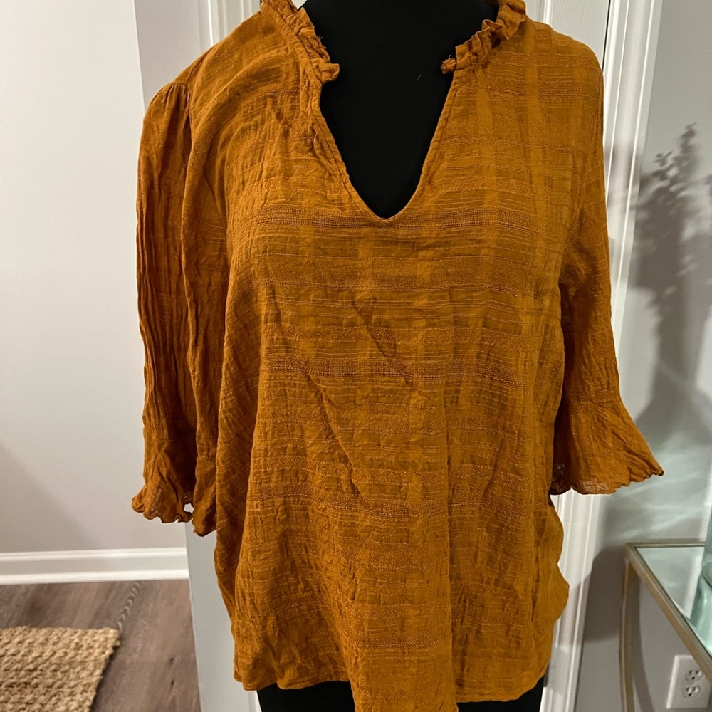 Anthropologie Dolan gold 3/4 sleeve v neck blouse size XL